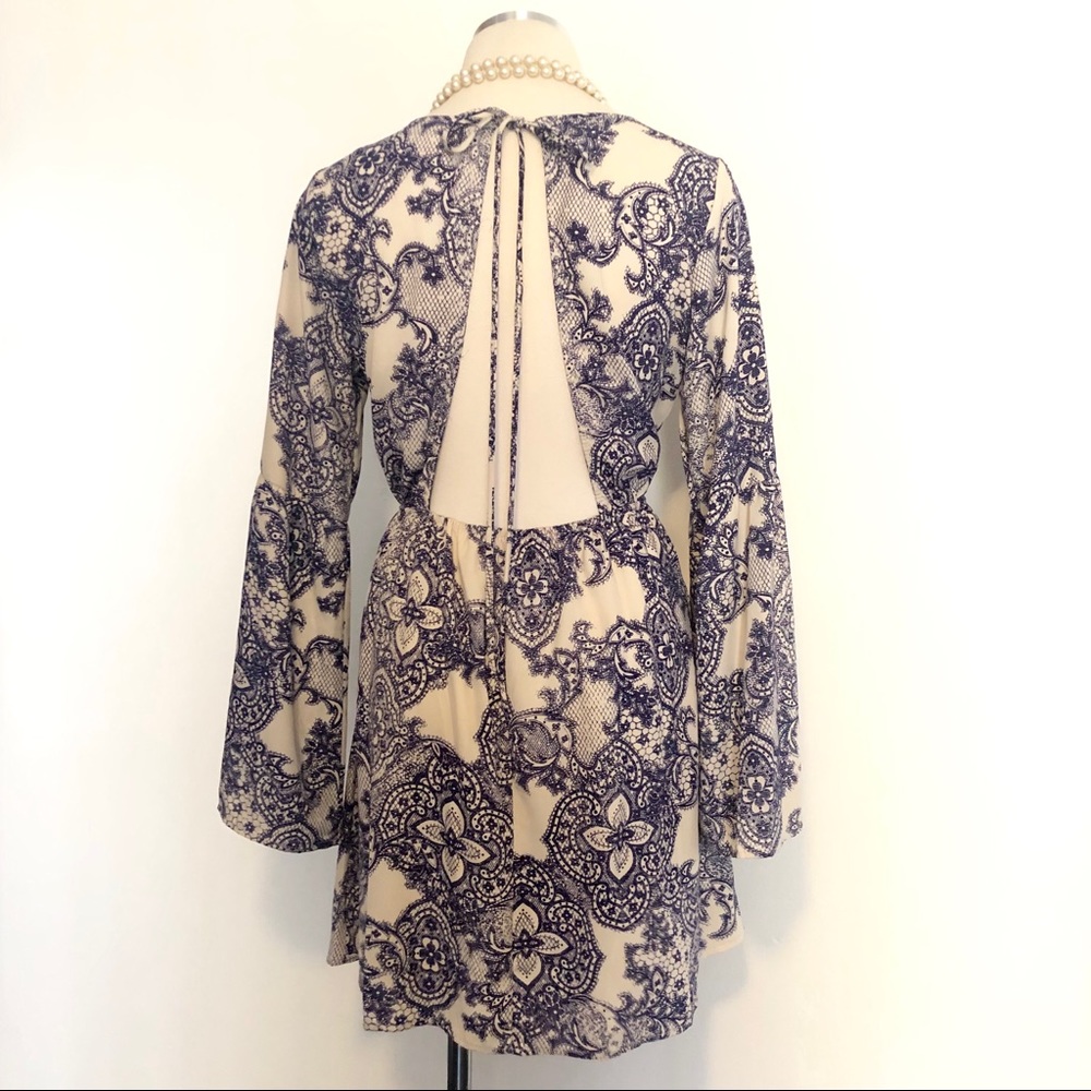 Beautiful Open Back-Long Sleeve Dress ✨ NWOT